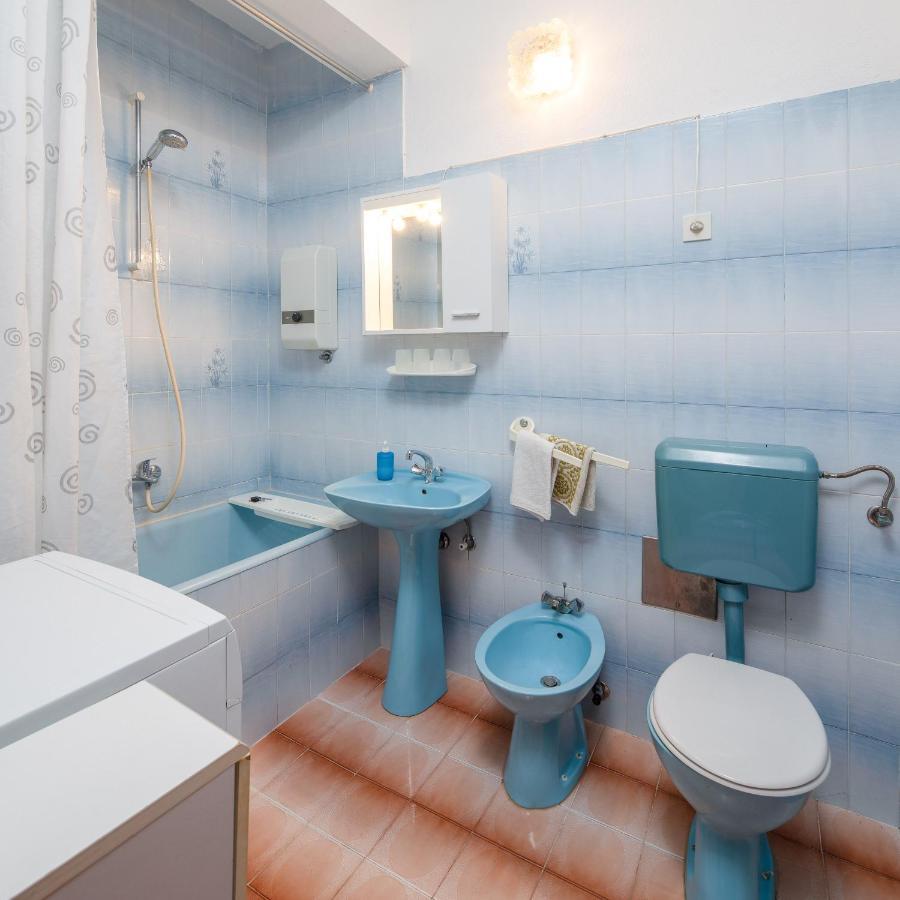 Apartments Near Beach Babic สปลิท ภายนอก รูปภาพ